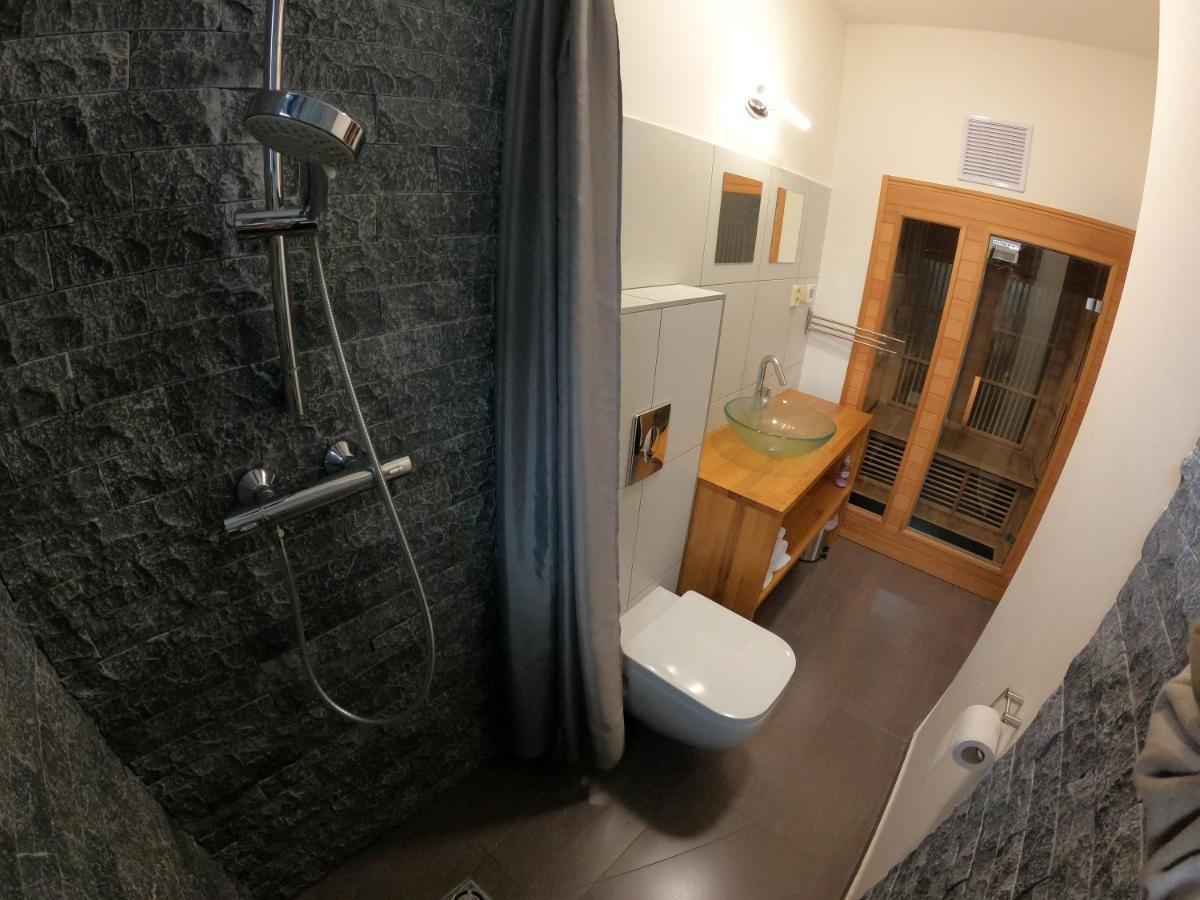 Gusto Hotel Krnov Esterno foto
